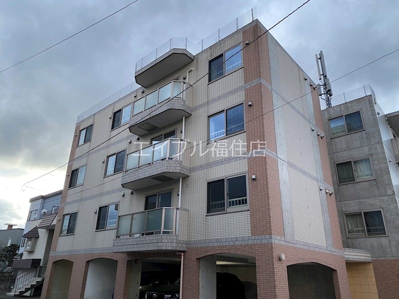  ファミリーコート福住１ー４