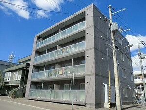 コーポアイリス