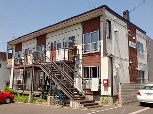 シャルム英恵