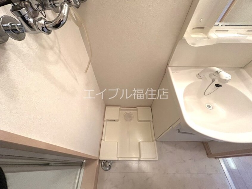  アークシティ西岡