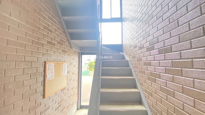  札幌市営地下鉄東豊線/月寒中央駅 徒歩4分 2階 築30年