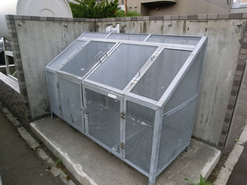  ティアラ月寒中央