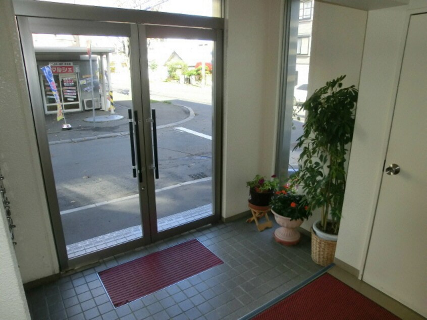  ハイツビバリーヒルズ