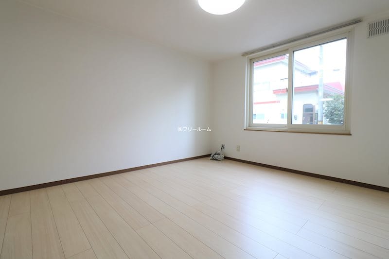  メゾンフローラ