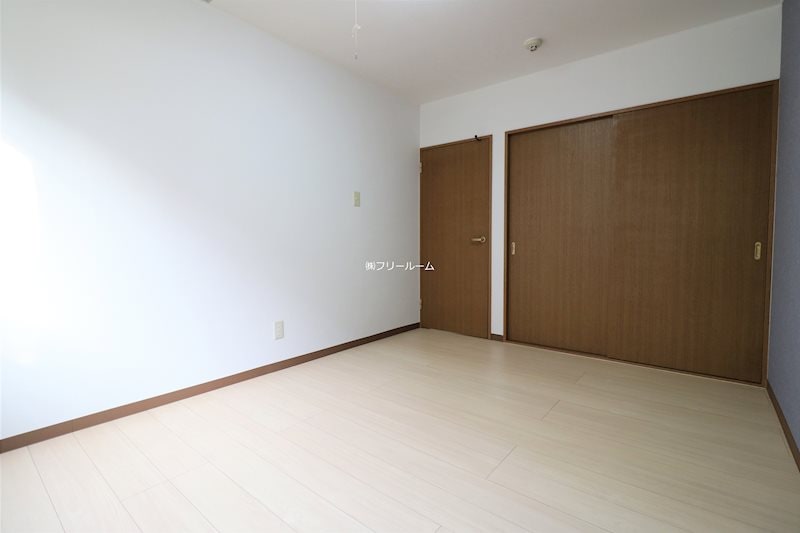  メゾンフローラ