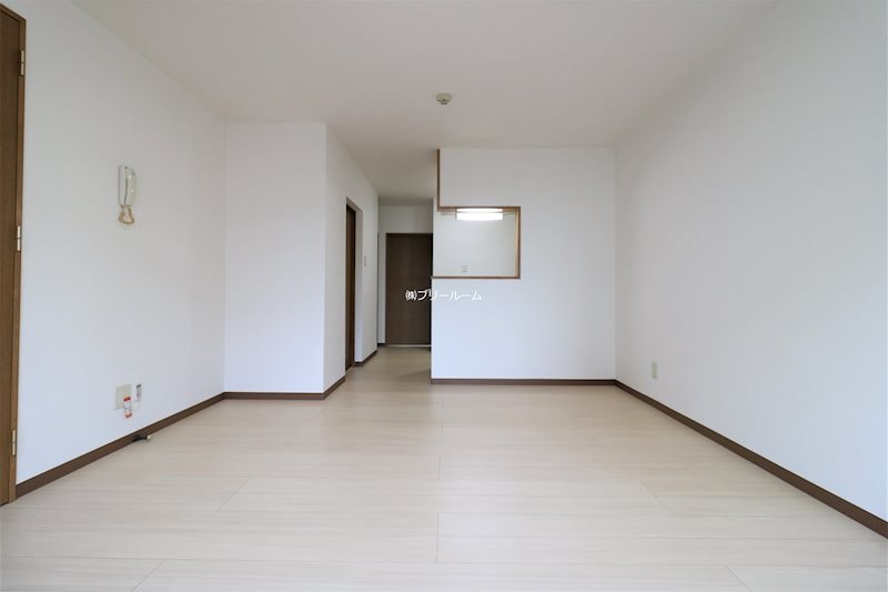  メゾンフローラ