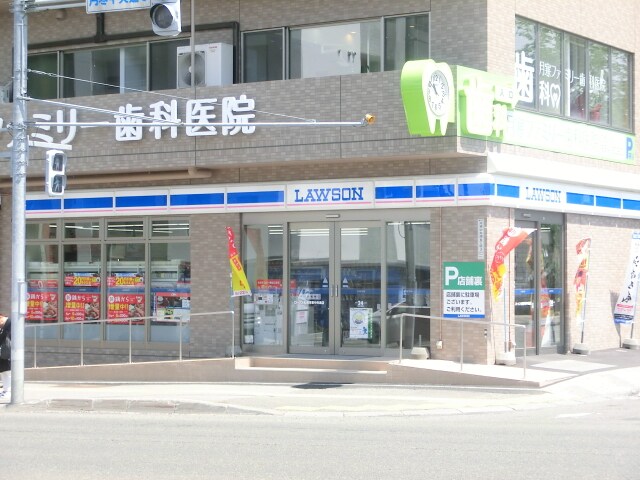ローソン(コンビニ)まで444m ＰＬＡＺＡ　ＩＮ　月寒