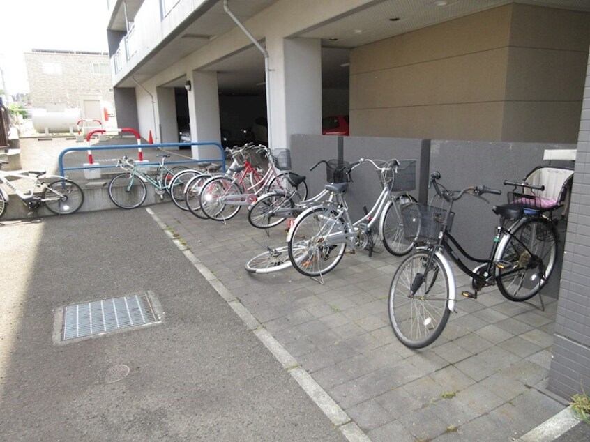  イーストウォール