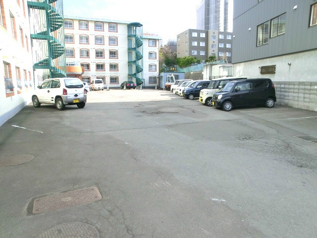  札幌市営地下鉄東豊線/美園駅 徒歩12分 5階 築42年