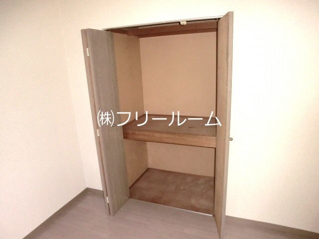  シャネル月寒WEST