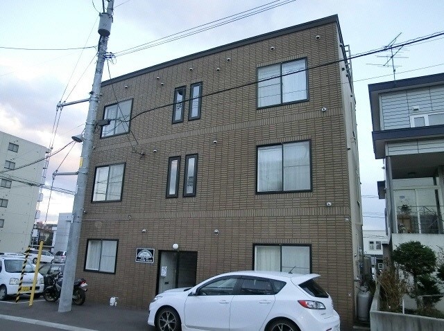  シャネル月寒WEST