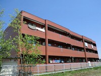 アイリスコート