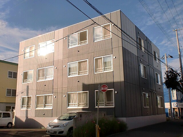  札幌市営地下鉄南北線/自衛隊前駅 徒歩25分 2階 築26年