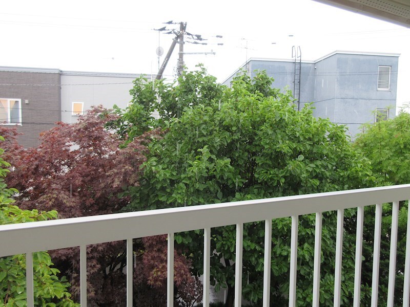  西岡３－８テラスハウス