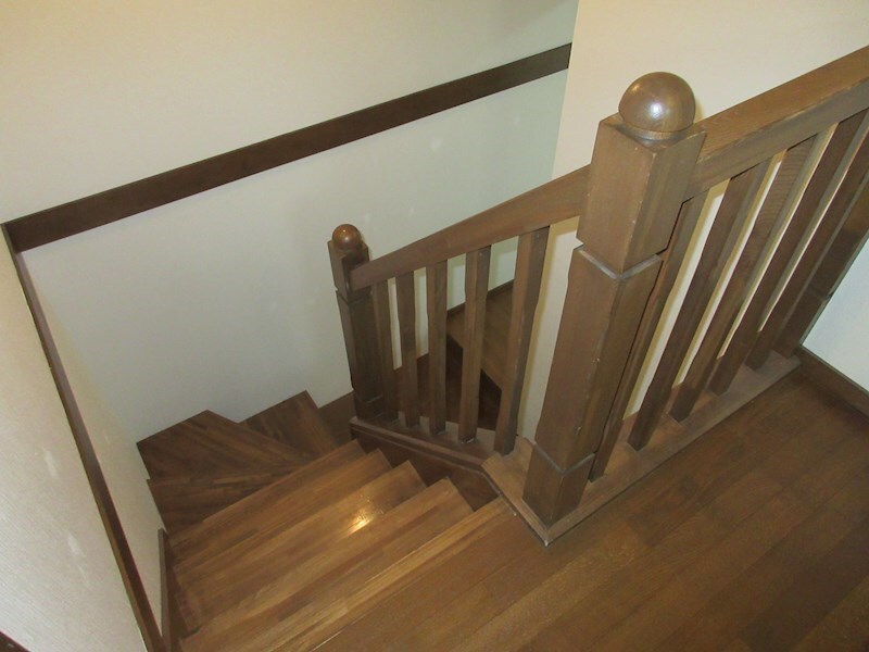  西岡３－８テラスハウス