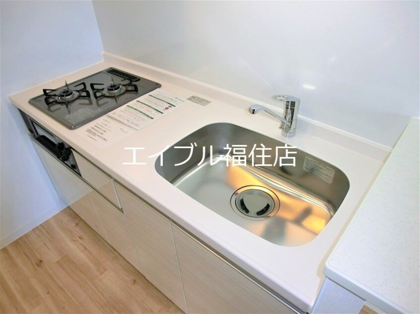  ＬＵＸＥＡＥＲ月寒東