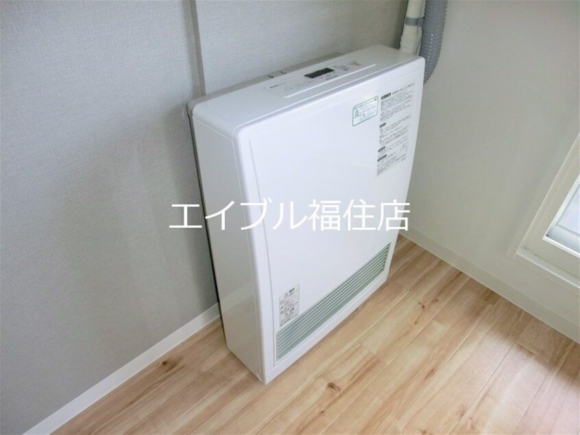  ＬＵＸＥＡＥＲ月寒東