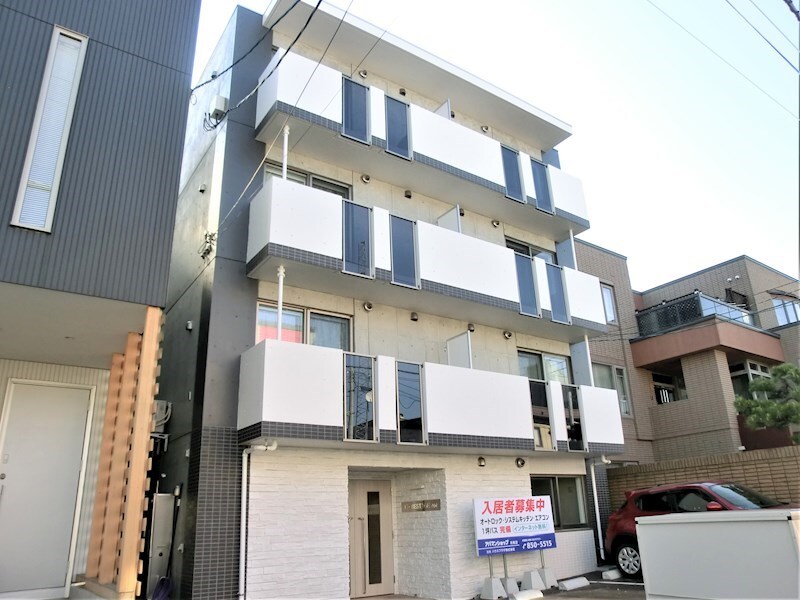  クレステージ西岡