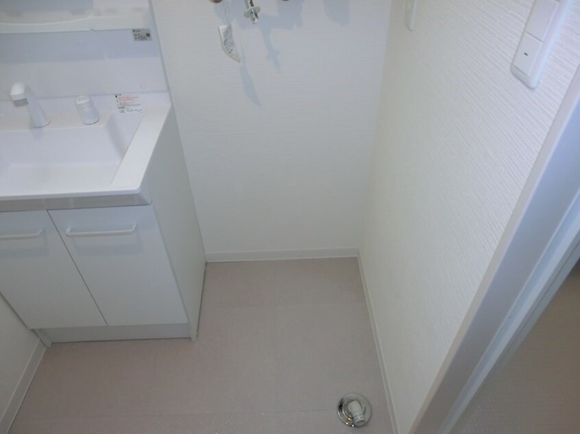  クレステージ西岡