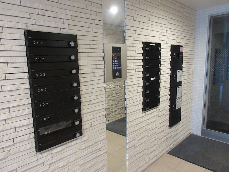  クレステージ西岡