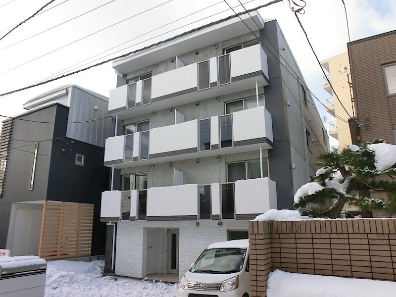  クレステージ西岡