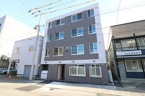 ラフィーネ月寒中央通