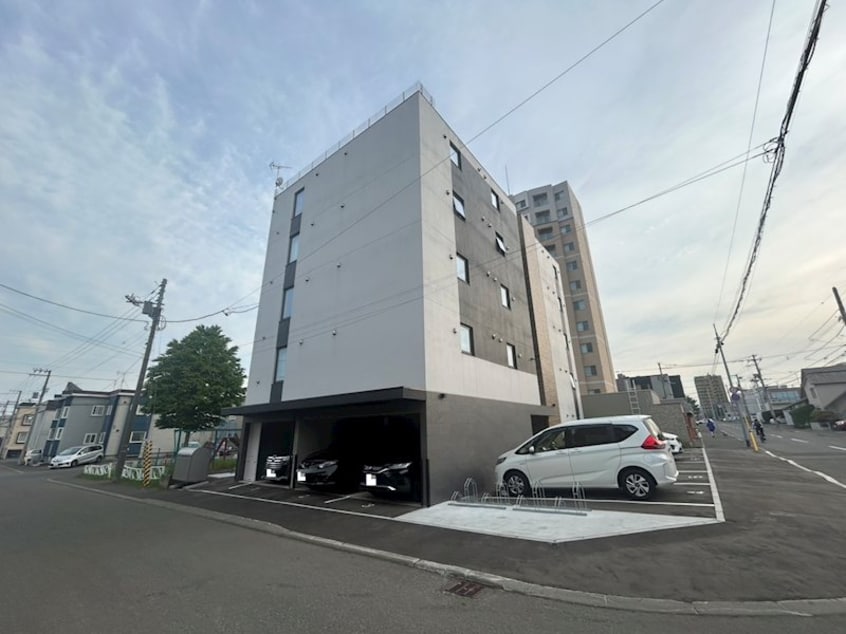  JANUS residences 月寒中央 Park Front