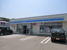 ﾛｰｿﾝ 羊ヶ丘展望台前店(コンビニ)まで349m 戸建　福住3-9