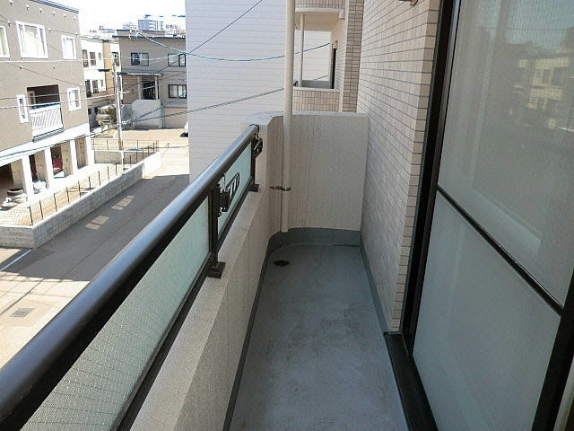  大光六番館