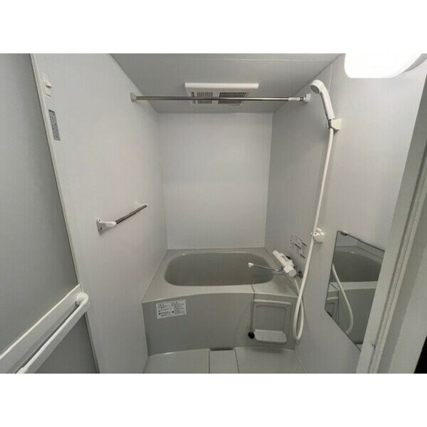  プルメリア栄通