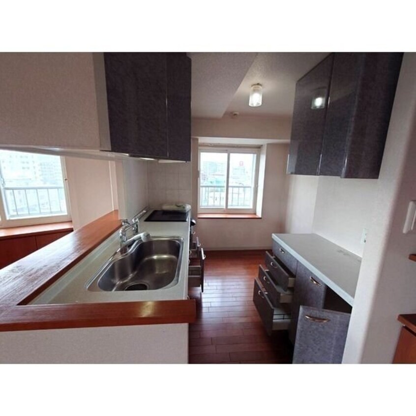  エクセルシオール福住