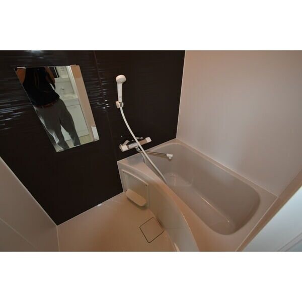  ラグジースペース南郷