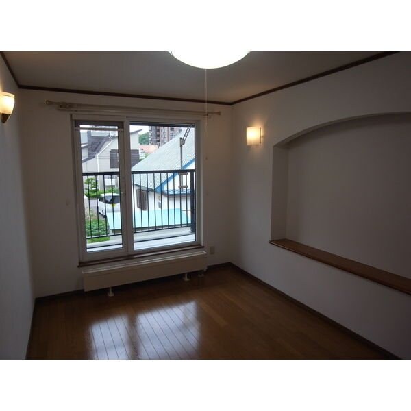  札幌市営地下鉄南北線/真駒内駅 徒歩12分 2階 築29年