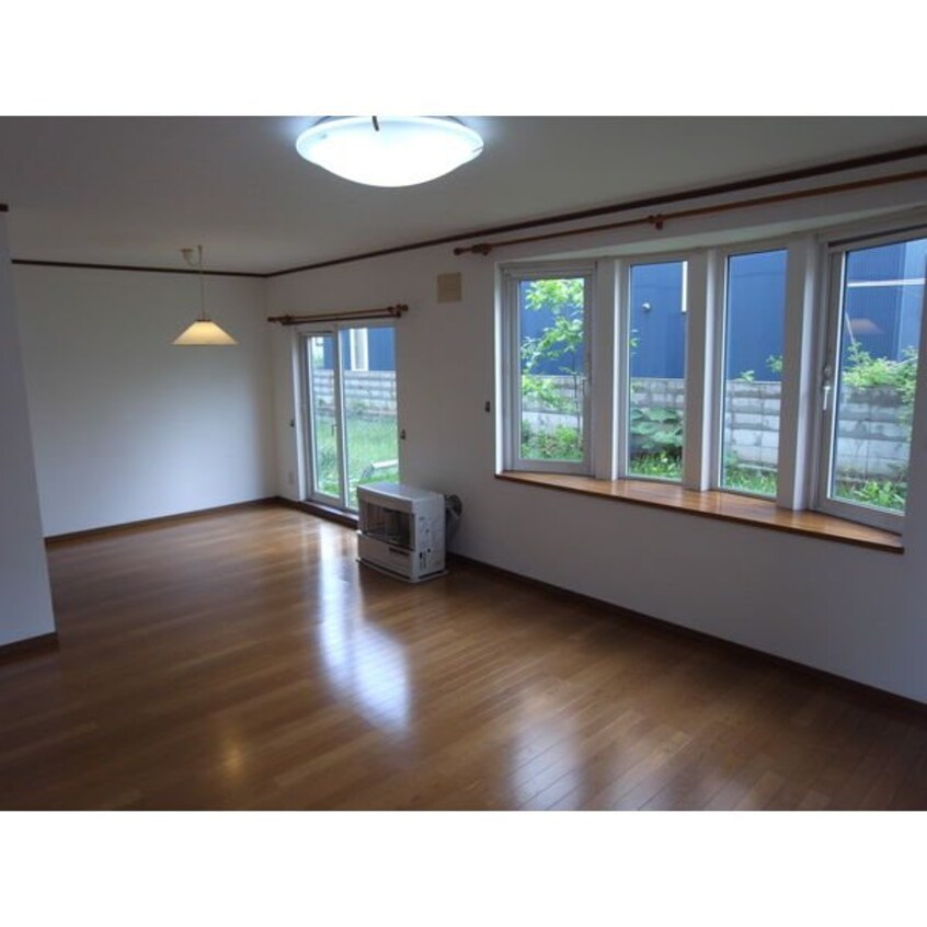  札幌市営地下鉄南北線/真駒内駅 徒歩12分 2階 築29年