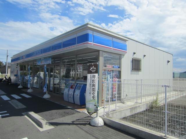 ローソン鳴門三ツ石店(コンビニ)まで1210m シャルマンハイツ野口