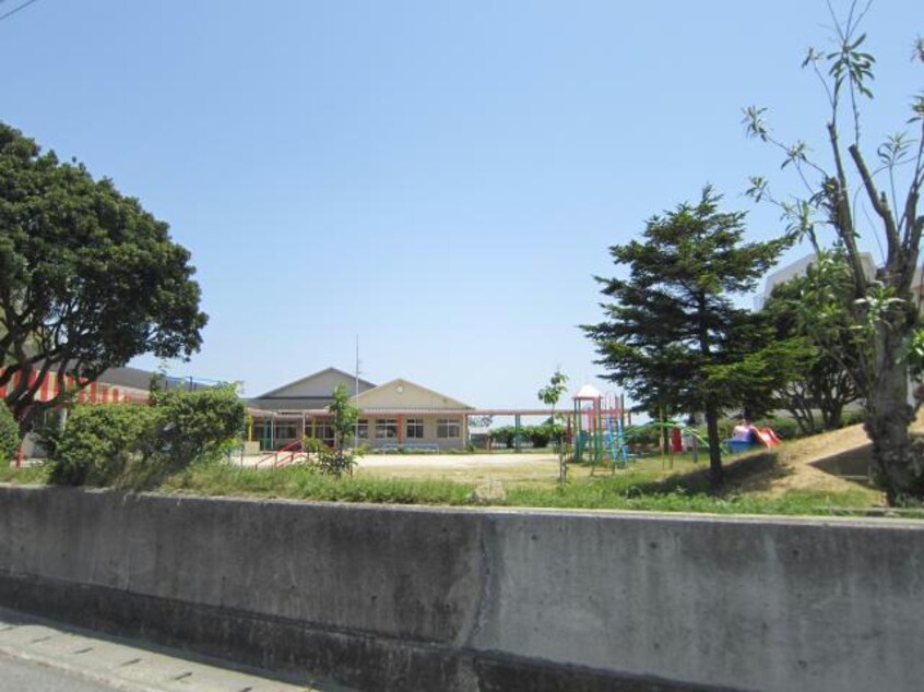 鳴門市立里浦幼稚園(幼稚園/保育園)まで1070m ヴィラセゾン