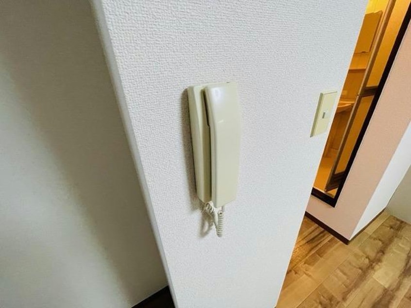  サンステージ上助任