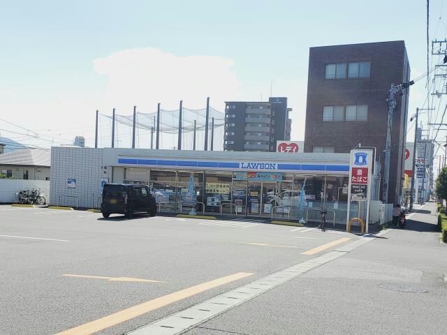 ローソン徳島田宮街道店(コンビニ)まで556m サンステージ上助任