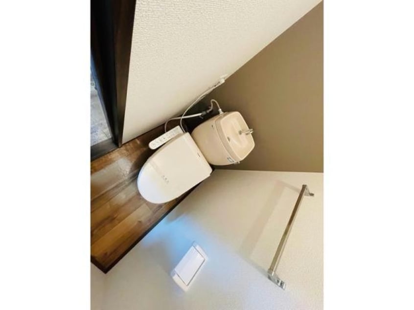  サンステージ上助任