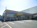 ミニストップ徳島南二軒屋町店(コンビニ)まで326m エスタシオン二軒屋