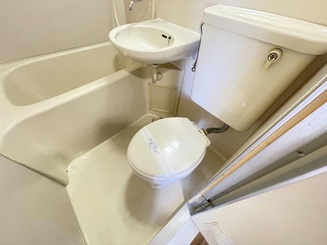  シャトル二軒屋