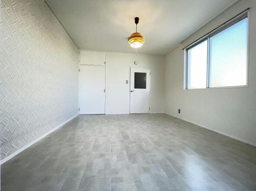  シャトル二軒屋