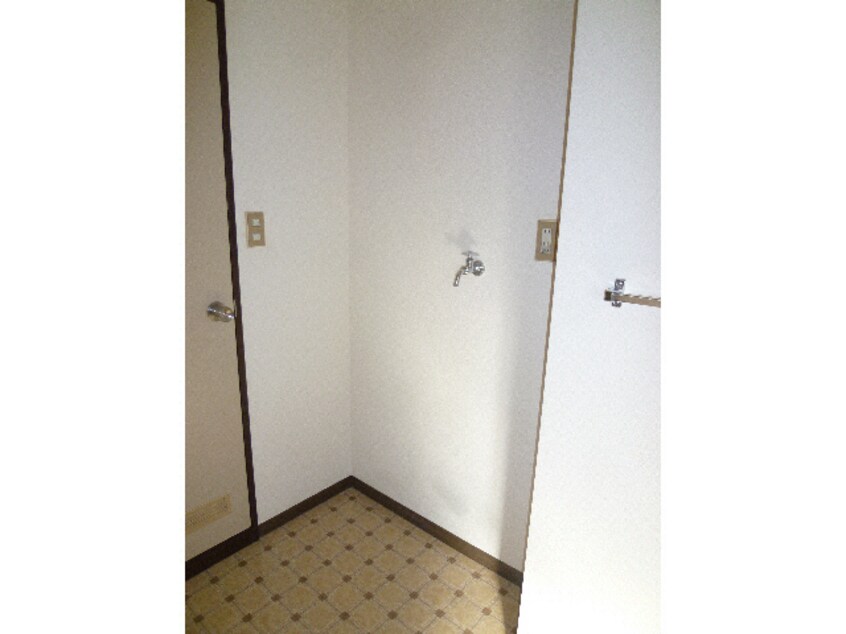 洗濯機置場（203） テクノハイツ９１