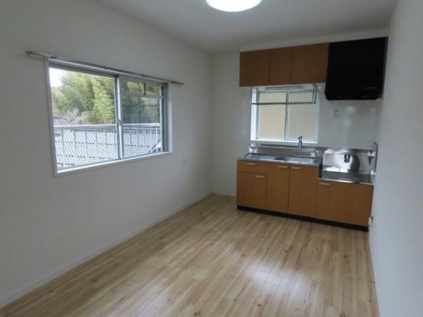  コーポラス安芸