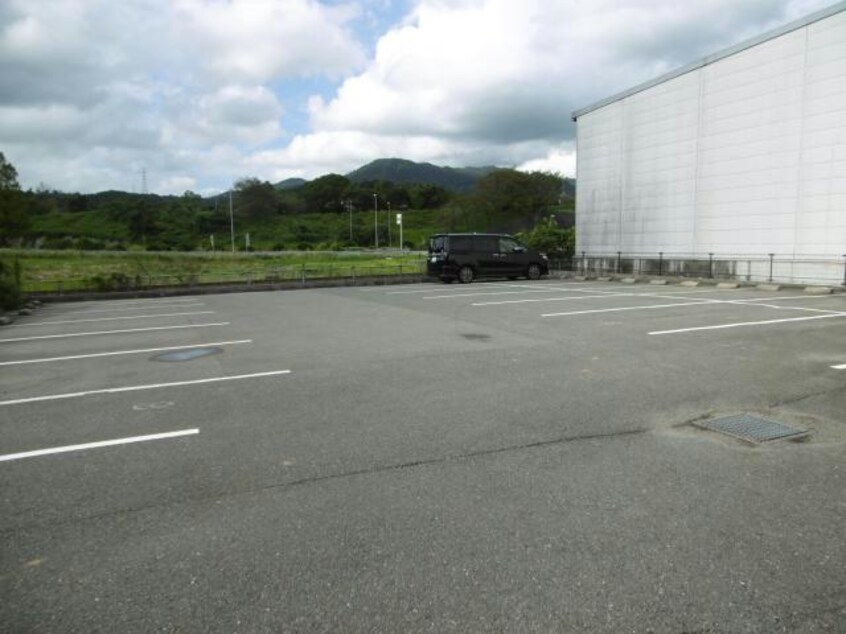  アイネヴェルト　Ａ棟