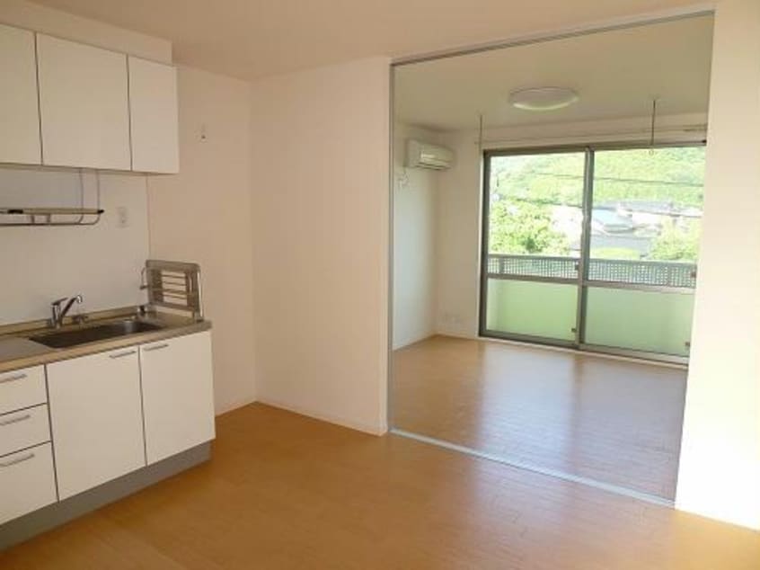  アマービレ　５ＴＨ