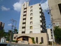 マンション山本壱番館