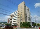 マンション山本弐番館の外観