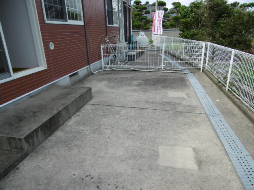 専用庭(A102) パレス　サンヒルズ　Ａ