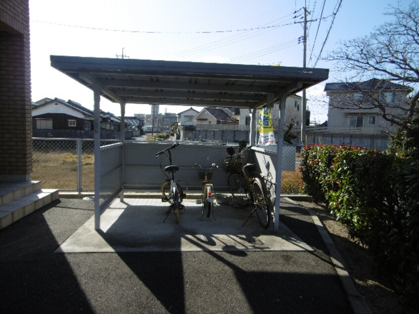  メゾン　グリーンガーネット